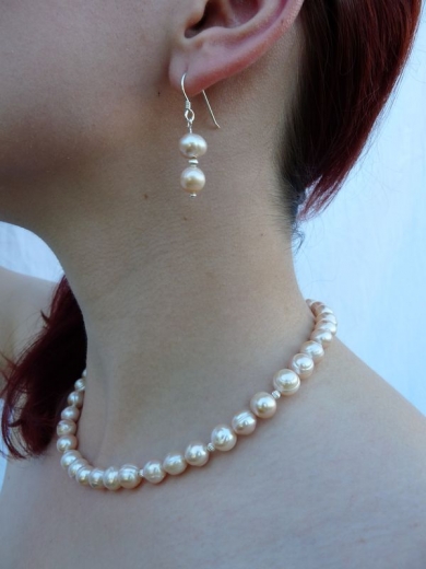 Pfirsichblüte - Rosa Perlenkette und Ohrringe - verkauft