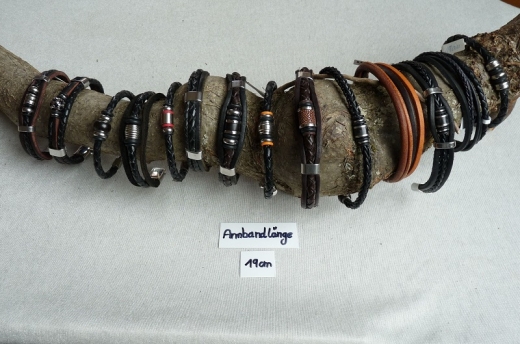 Herren Leder Armbänder 19 cm lang