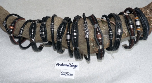 Herren Leder Armbänder 22,5 cm lang