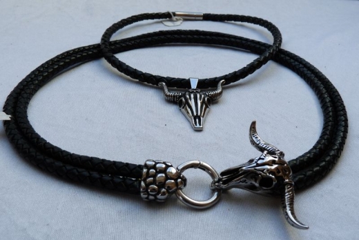 Lederarmband mit Tiermotiven