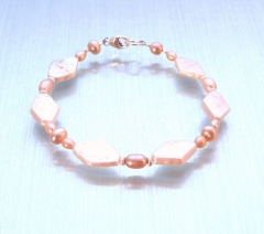 Raute - Perlenkette, Armband und Ohrringe aus Süßwasserperlen - verkauft