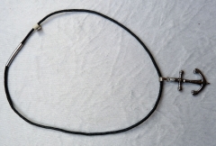 Herren Halsketten mit Edelstahlzwischenteile 5/6 mm Leder